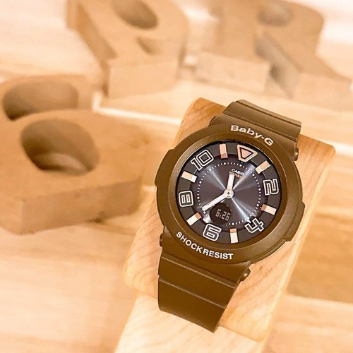 Excellent discontinued casio - /,