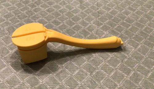 Tupperware corn cob hugger - tupperware,