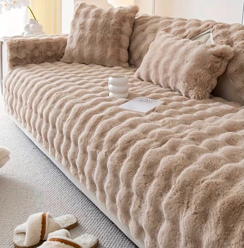 Luxurious thick plush - plush, faux