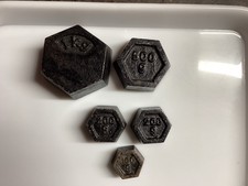 Weights for Scales . Cast Iron .  1kg, 500g, 2x200g , 100g 