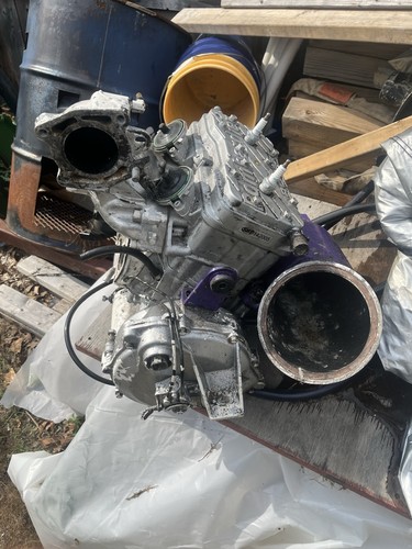 787 rotax bombardier engine - bombardier,
