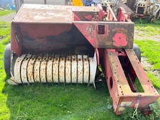 International b47 Tractor Hay