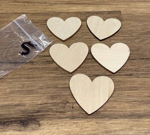 Small wooden hearts - hearts, 40x40mm