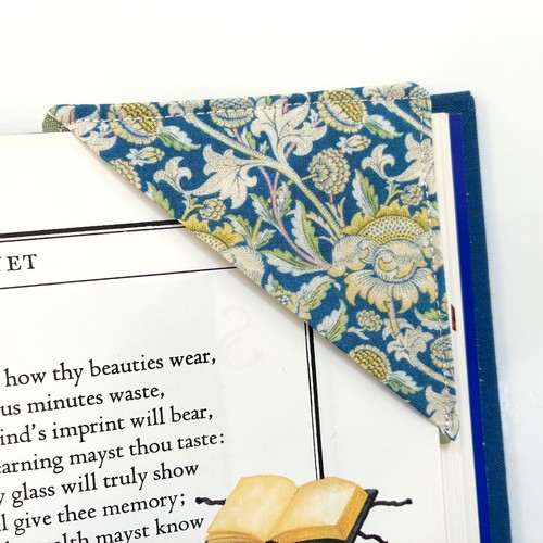 William morris fabric corner - fabric,
