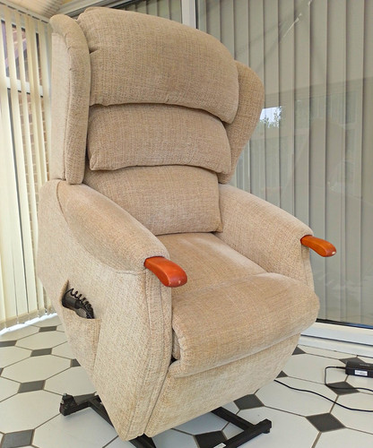 Celebrity westbury single - westbury,