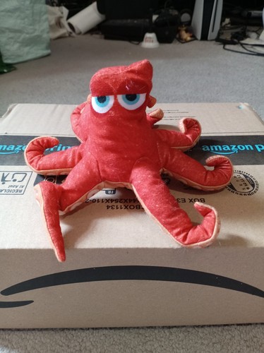 Disney finding dory hank the - disney,