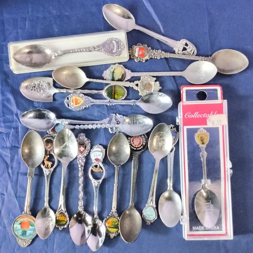 Lot souvenir travel - of,