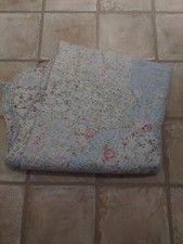 Patchwork  Ditsy Floral Quilt