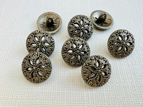 Vintage metal shank buttons - metal,