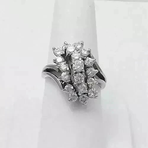 Round cut white - ct,