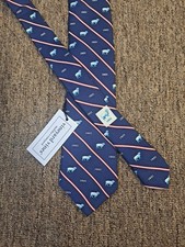 Vineyard Vines Hillside School