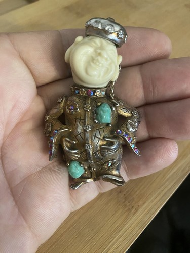 Rare vintage har brooch - rare,