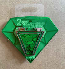 Disney Parks 20th Anniversary Pin Trading Pin - Chip & Dale Limited Edition NEW