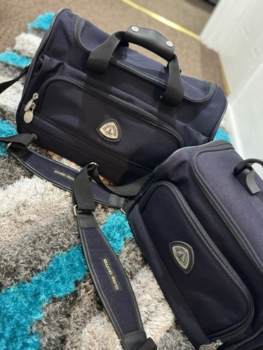 Globe trotter cabin - globe, shoulder