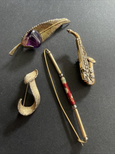 Vintage costume jewellery - costume,