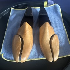 Wooden Shoes Trees Stretchers seems like 8UK size / Church’s style, 