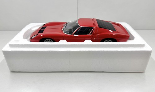 Autoart lamborghini miura - 1:18,