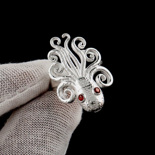 Octopus ring red garnet - ring.red,