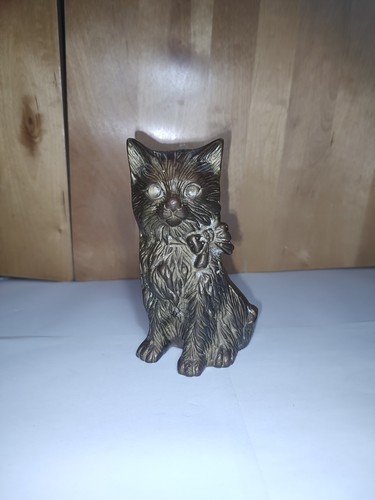 Vintage solid brass cat - solid,