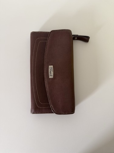 Brown vintage fossil genuine - fossil,