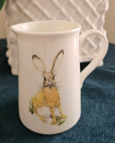 Fine bone china - bone, jug
