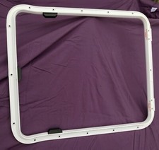 F2G 682x580 CURVE L/FR WHT SPA