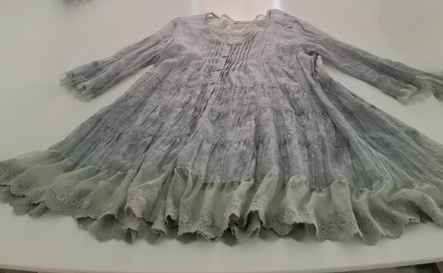 Myrine and pale grey - me,