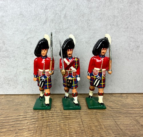 Vintage cameron highlanders - vintage,