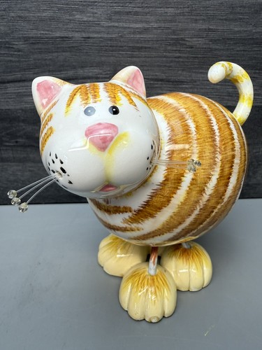 Quirky bamboleo animal antics - quirky,