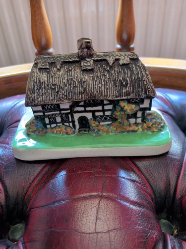 Tey pottery letter - rack,