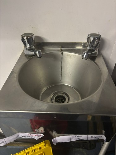 Hand wash basin - hand, good