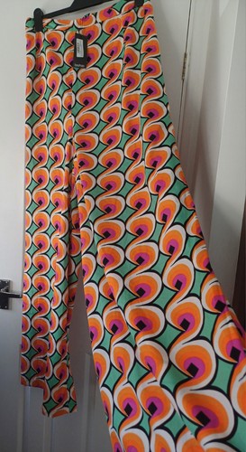 Boohoo plus size retro - size, 26