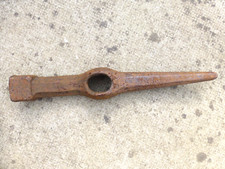 Pick axe head, 4lbs 1.9kg, old garden digging trench hole tool metal