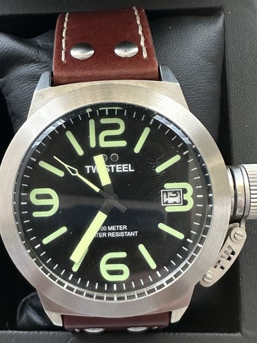 Steel wristwatch with - tw,