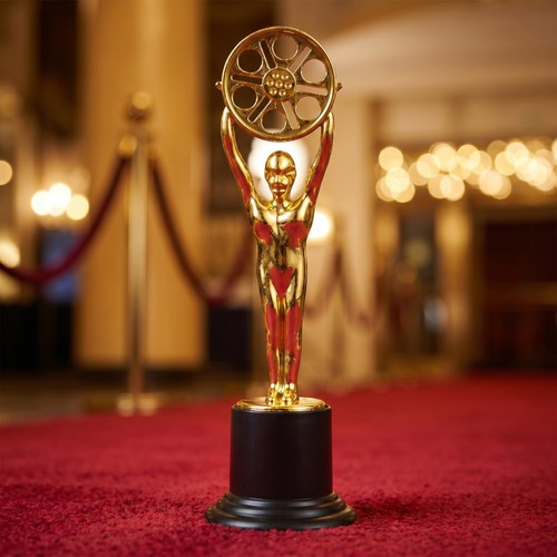 Reusable golden plastic - reusable,