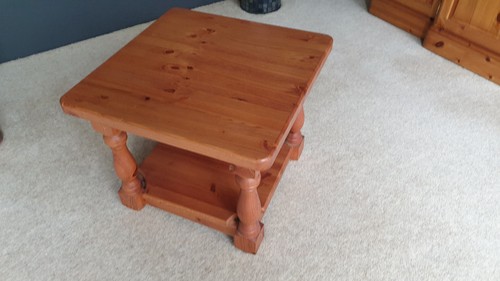 Solid pine square - , table