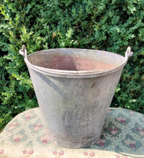 Vintage galvanised bucket with carrying handle, watertight