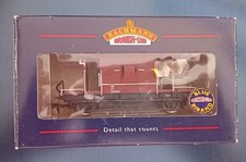 Bachmann 37-527 LNER 20 Ton Brake Van Fitted in NE Oxide Livery