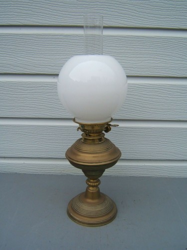 Oil lamp vintage messengers - lamp,
