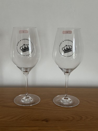 Moet chandon champagne 1743 - &,