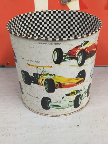 Vintage worcester ware - worcester, racing