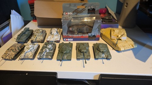Scale tank collection in - 1/72,