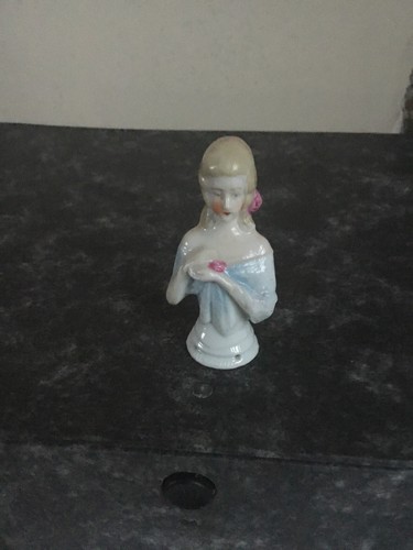 Antique porcelain half - porcelain,