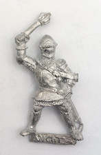 the old world Warhammer Bretonnian Foot Knight Bretonnia Metal Citadel.,