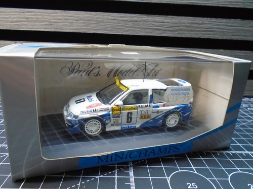 Minichamps ford escort - 1:43,