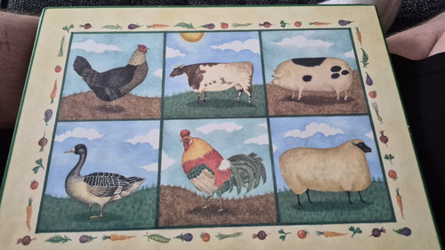 Vintage cloverleaf farmyard - 6x,