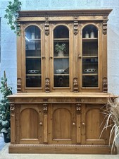 Stunning ornate carved oak - stunning,