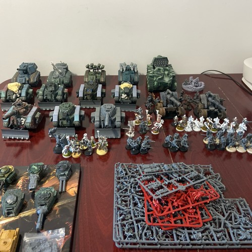 Warhammer imperial guard tank - imperial,
