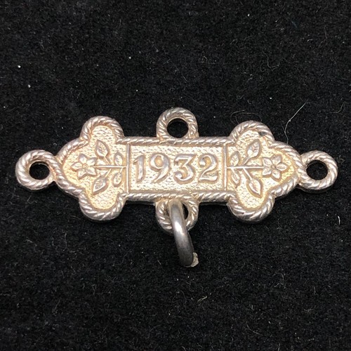 John ambulance 1932 medal - ambulance,