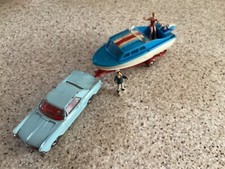Corgi The Buick Riviera Gift Set